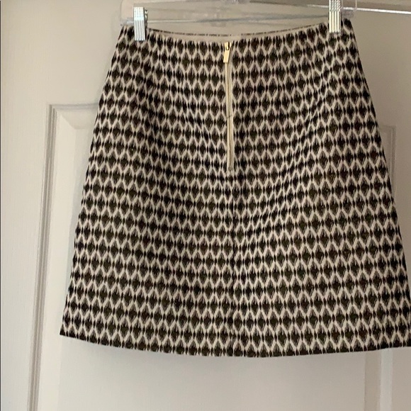 Loft Skirt - Picture 2 of 3